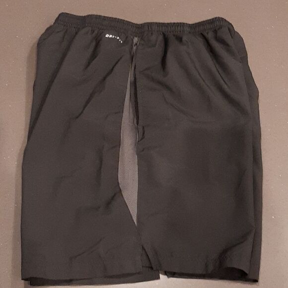 Nike Dri-Fit Black Running Shorts - Picture 4 of 10